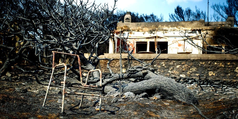 Σοκ: Μη κατοικήσιμα 1.218 σπίτια στις πληγείσες περιοχές από τις πυρκαγιές